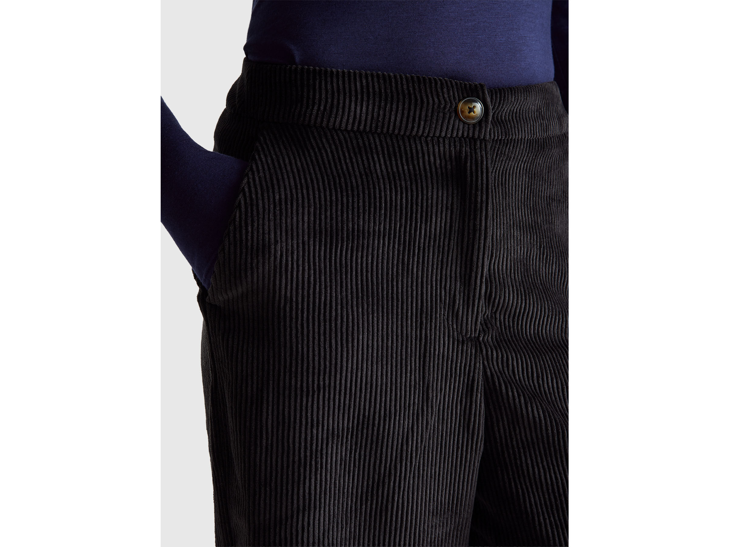 TROUSERS Women image number 4